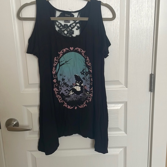 Alice in Wonderland cold shoulder T shirt - Picture 1 of 5